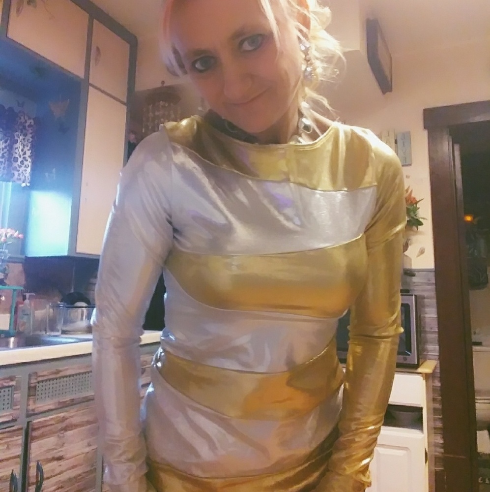 Metallic gold/silver/white top